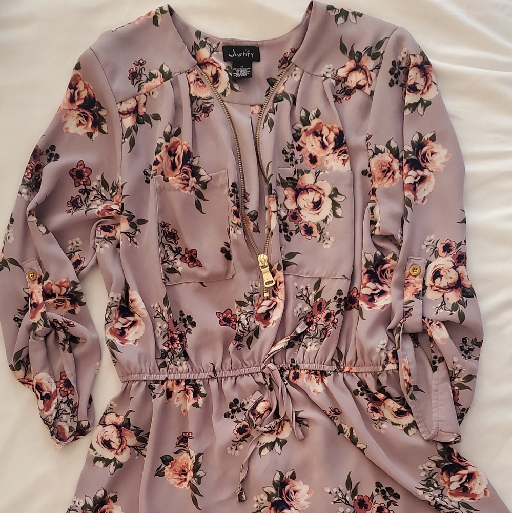 Cute floral top